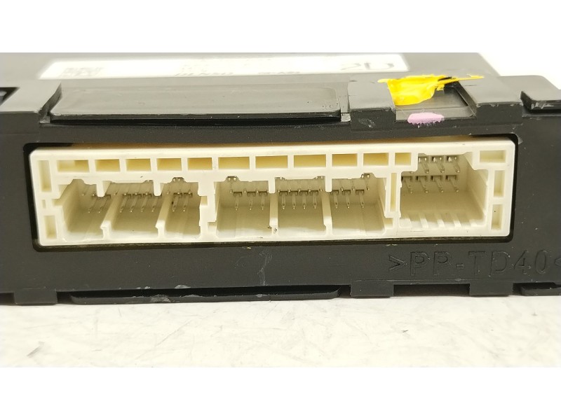 Recambio de modulo electronico para toyota yaris (_p21_, _pa1_, _ph1_) 1.5 hybrid (mxph11) referencia OEM IAM 88650K0121  