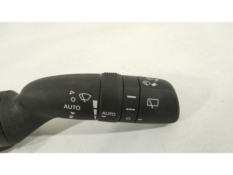 Recambio de mando limpia para toyota yaris (_p21_, _pa1_, _ph1_) 1.5 hybrid (mxph11) referencia OEM IAM 8465202A50 02A5017J916 