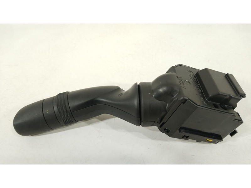 Recambio de mando limpia para toyota yaris (_p21_, _pa1_, _ph1_) 1.5 hybrid (mxph11) referencia OEM IAM 8465202A50 02A5017J916 