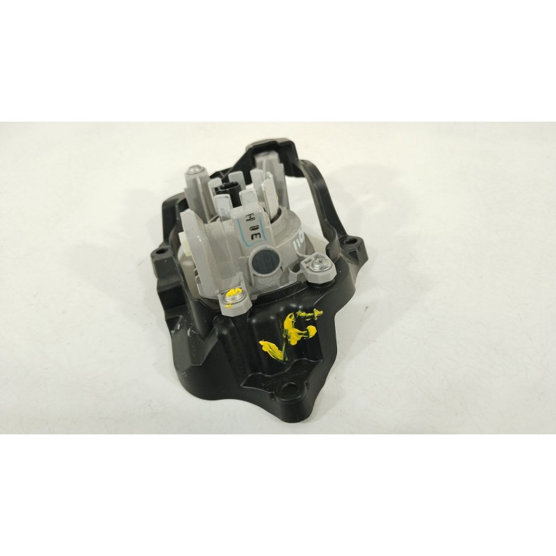 Recambio de faro antiniebla izquierdo para toyota yaris (_p21_, _pa1_, _ph1_) 1.5 hybrid (mxph11) referencia OEM IAM 8122102190 