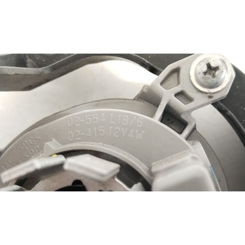 Recambio de faro antiniebla izquierdo para toyota yaris (_p21_, _pa1_, _ph1_) 1.5 hybrid (mxph11) referencia OEM IAM 8122102190 