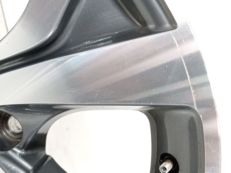 Recambio de llanta para citroën c4 aircross 1.6 hdi 115 referencia OEM IAM J18X7J  