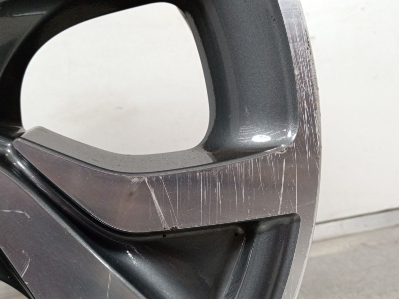 Recambio de llanta para citroën c4 aircross 1.6 hdi 115 referencia OEM IAM J18X7J  