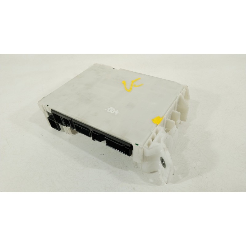 Recambio de caja reles / fusibles para toyota yaris (_p21_, _pa1_, _ph1_) 1.5 hybrid (mxph11) referencia OEM IAM 82730K0110  