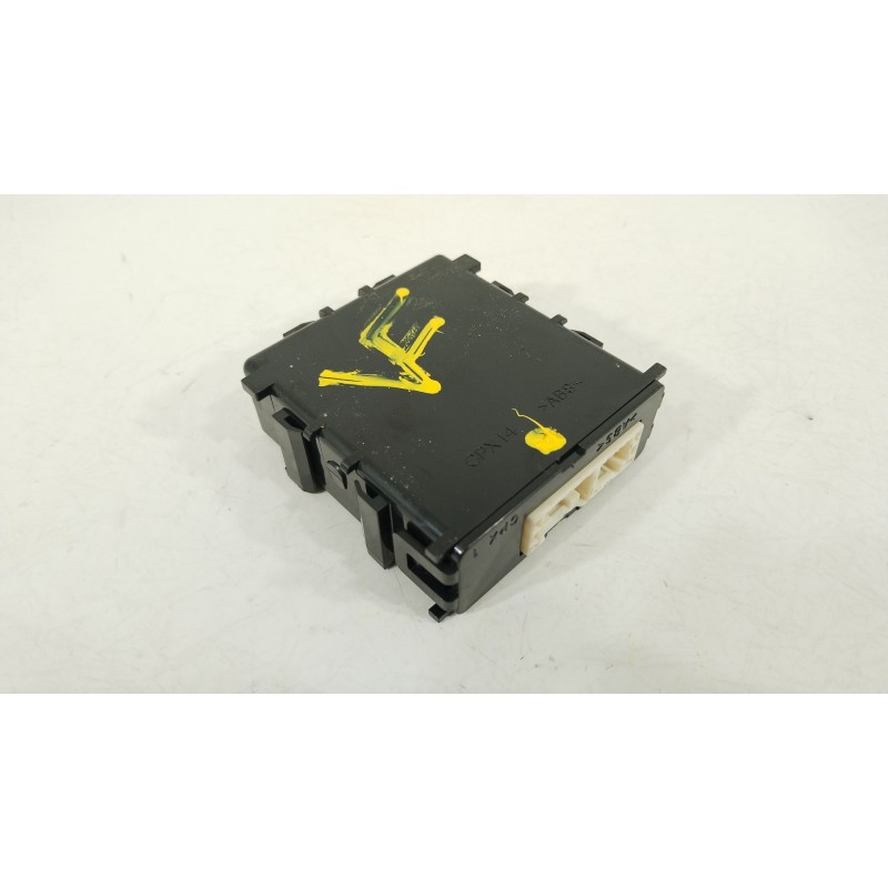 Recambio de modulo electronico para toyota yaris (_p21_, _pa1_, _ph1_) 1.5 hybrid (mxph11) referencia OEM IAM 8594052100 2360000