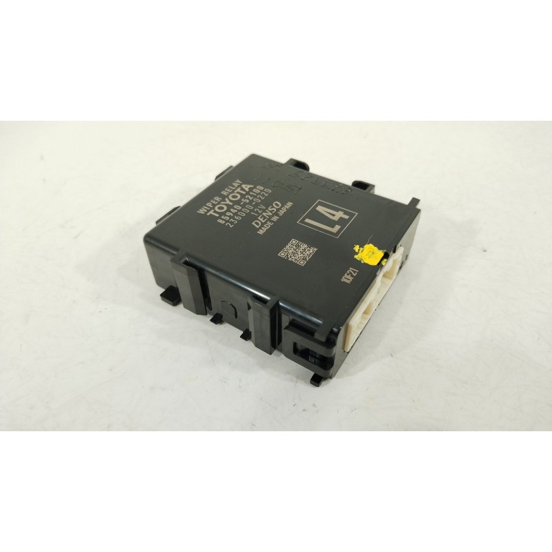 Recambio de modulo electronico para toyota yaris (_p21_, _pa1_, _ph1_) 1.5 hybrid (mxph11) referencia OEM IAM 8594052100 2360000