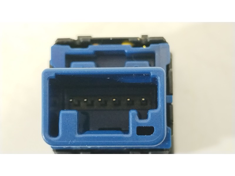 Recambio de interruptor para toyota yaris (_p21_, _pa1_, _ph1_) 1.5 hybrid (mxph11) referencia OEM IAM 8415302110 F2225H293D 