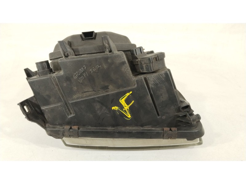 Recambio de faro izquierdo para audi a4 b5 (8d2) 1.8 t referencia OEM IAM 8D0941003E  