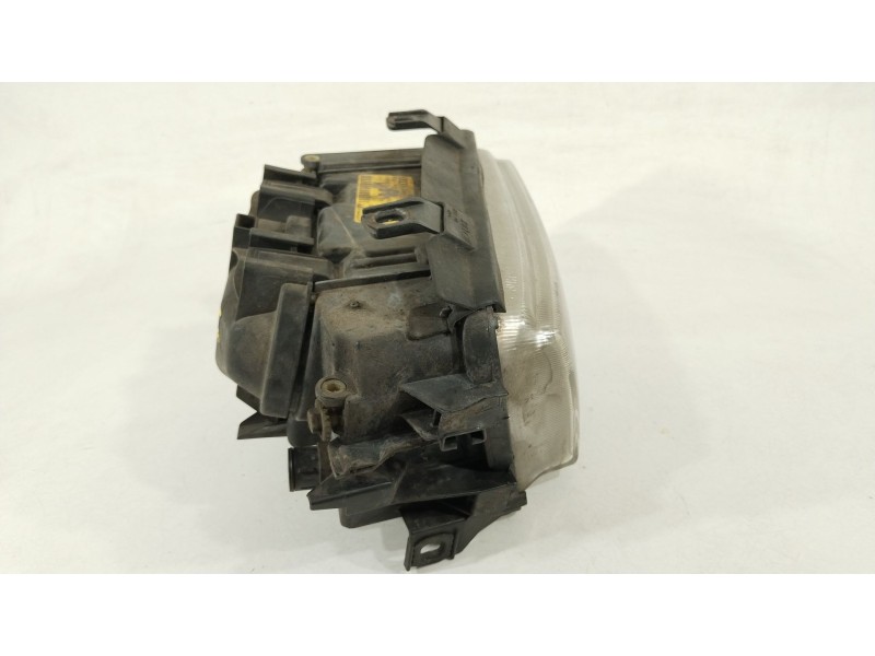 Recambio de faro derecho para audi a4 b5 (8d2) 1.8 t referencia OEM IAM 8D0941004E  