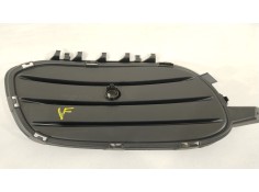 Recambio de rejilla paragolpes derecha para mercedes-benz clase gla (w156) gla 200 (156.943) referencia OEM IAM A1568858800   2