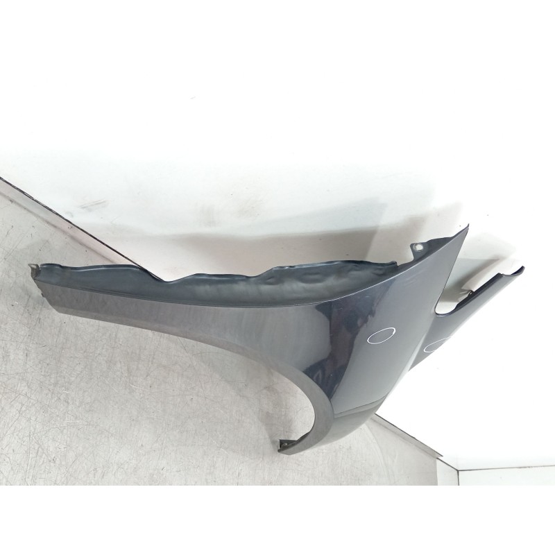 Recambio de aleta delantera derecha para mitsubishi grandis (na_w) 2.0 di-d (na8w) referencia OEM IAM 5220B198  