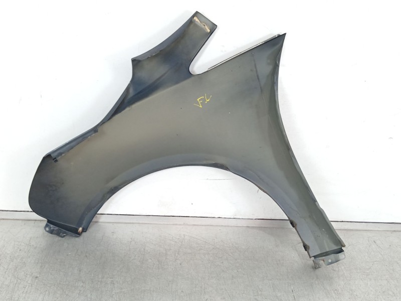 Recambio de aleta delantera derecha para mitsubishi grandis (na_w) 2.0 di-d (na8w) referencia OEM IAM 5220B198  