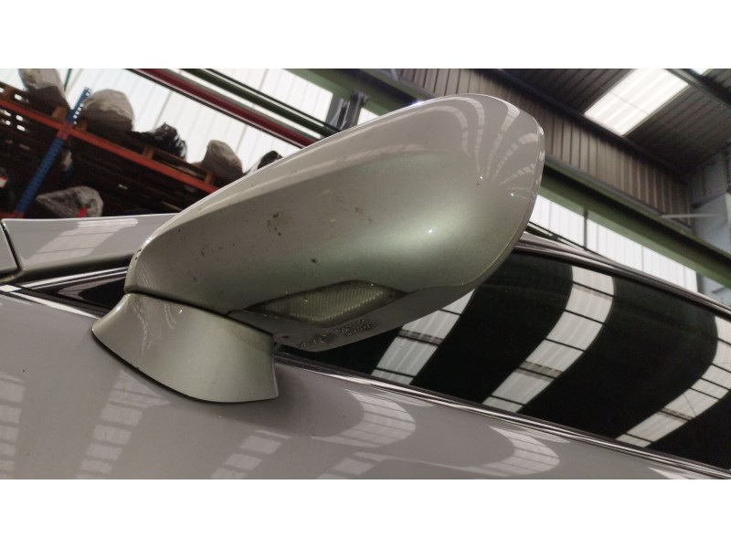 Recambio de retrovisor derecho para lexus is ii (_e2_) 220d (ale20) referencia OEM IAM   