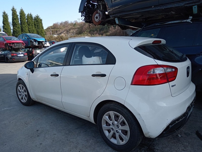 kia rio iii (ub) del año 2012