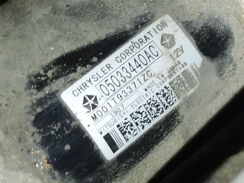 Recambio de motor arranque para dodge caliber s referencia OEM IAM 05033440AC  M001T93371ZC