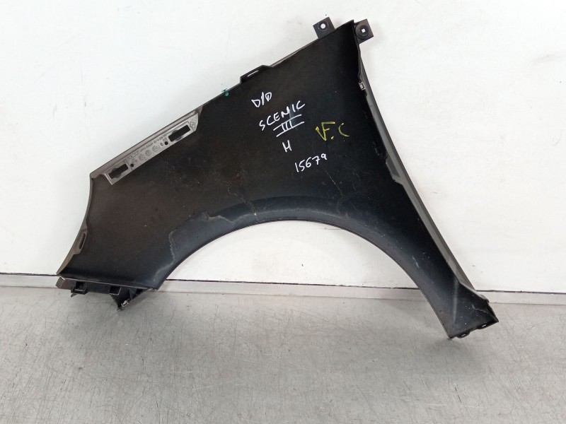 Recambio de aleta delantera derecha para renault scénic iii (jz0/1_) 1.2 tce referencia OEM IAM 631000970R  