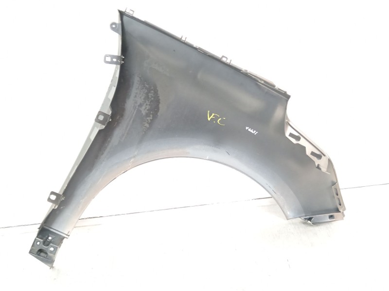 Recambio de aleta delantera izquierda para renault grand scénic iv (r9_) 1.5 dci 110 referencia OEM IAM 631010815R  