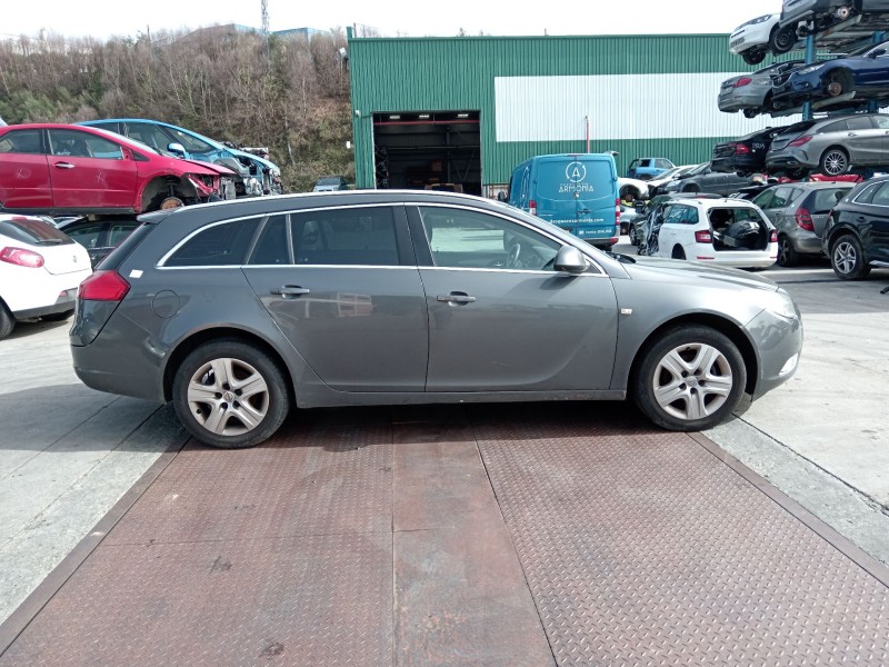 opel insignia a sports tourer (g09) del año 2009
