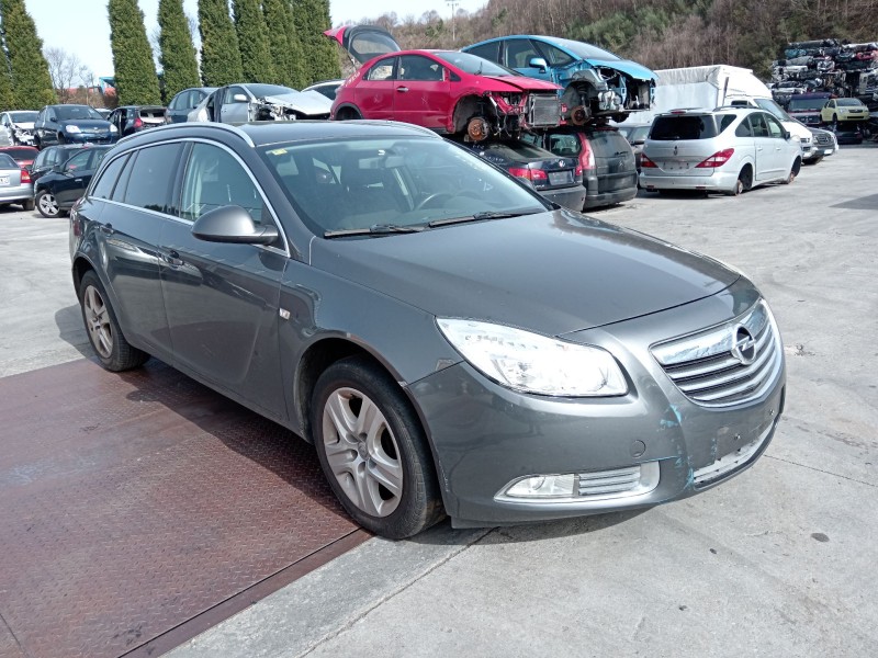 opel insignia a sports tourer (g09) del año 2009