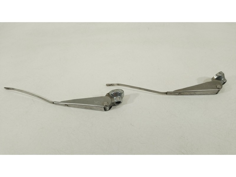 Recambio de brazo limpia delantero izquierdo para seat 600 (110b) 0.8 referencia OEM IAM FEMSA 12600 SEAT 600 