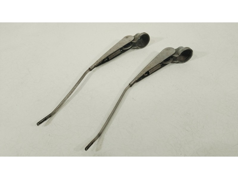 Recambio de brazo limpia delantero izquierdo para seat 600 (110b) 0.8 referencia OEM IAM FEMSA 12600 SEAT 600 