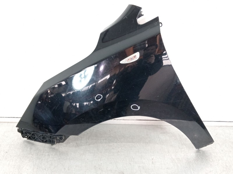 Recambio de aleta delantera izquierda para hyundai ix35 (lm, el, elh) 1.7 crdi referencia OEM IAM 663112S050  