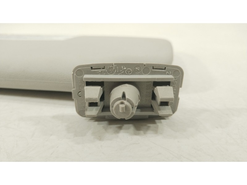 Recambio de parasol derecho para mercedes-benz clase b (w245) 200 (245.233) referencia OEM IAM A1698100210  