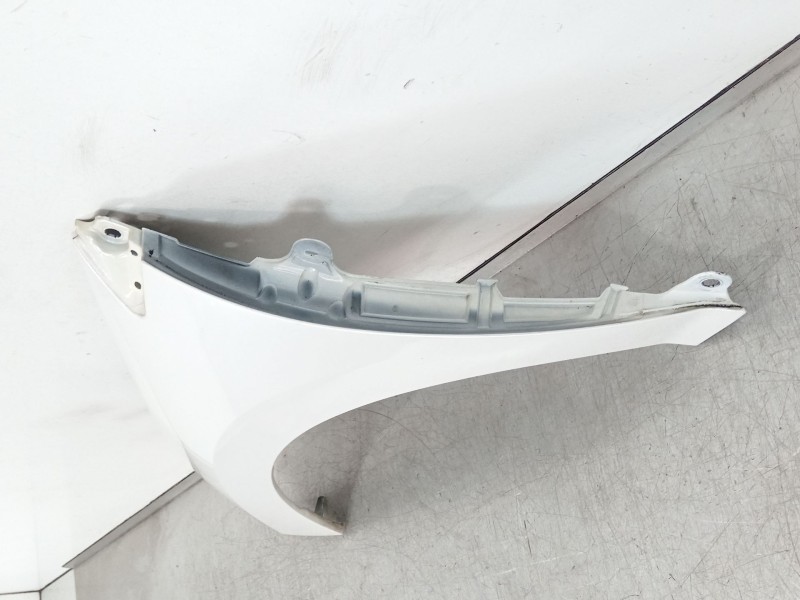 Recambio de aleta delantera izquierda para peugeot 308 cc (4b_) 1.6 16v referencia OEM IAM 9656738580  