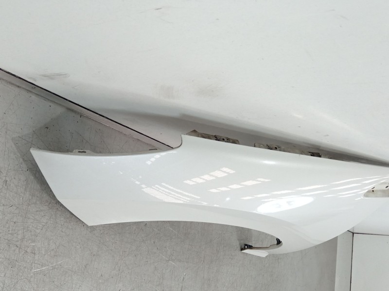 Recambio de aleta delantera izquierda para peugeot 308 cc (4b_) 1.6 16v referencia OEM IAM 9656738580  