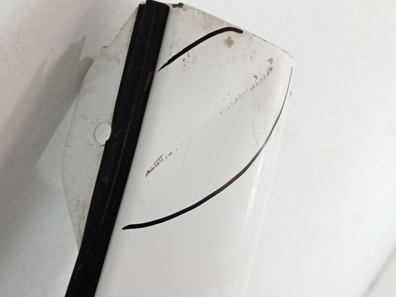 Recambio de aleta delantera derecha para nissan cabstar e (tl_, vl_) 75.28 (tl0) referencia OEM IAM F12620T000  