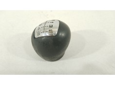 Recambio de pomo palanca cambio para iveco daily pr cabina doble 35 c... batalla 3450 referencia OEM IAM 5801521829   2