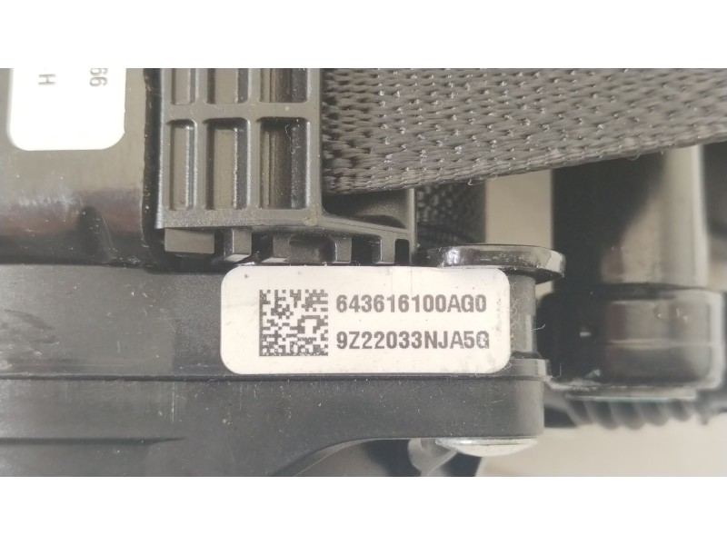 Recambio de cinturon seguridad delantero derecho para tesla model 3 ev referencia OEM IAM 1105822C1H  