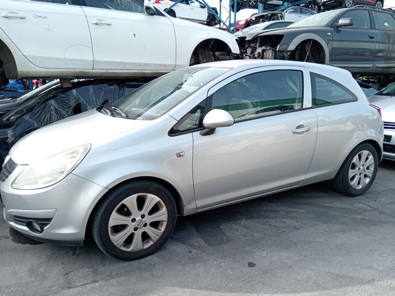 opel corsa d (s07) del año 2008