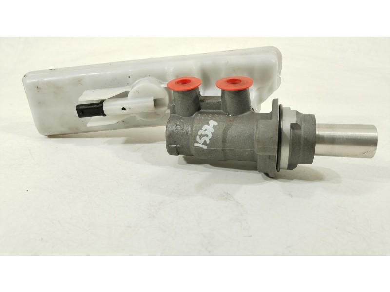 Recambio de bomba freno para tesla model 3 ev referencia OEM IAM 104467300B  