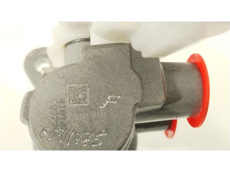 Recambio de bomba freno para tesla model 3 ev referencia OEM IAM 104467300B  