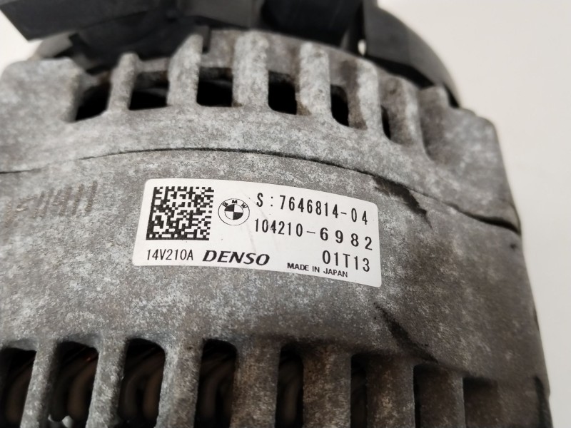 Recambio de alternador para bmw serie 5 lim. (f10) 520d efficientdynamics edition referencia OEM IAM 7646814 1042106982 