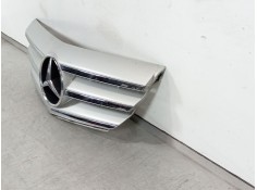 Recambio de rejilla delantera para mercedes-benz clase b sports tourer (w245) b 200 cdi (245.208) referencia OEM IAM A1698881660 2
