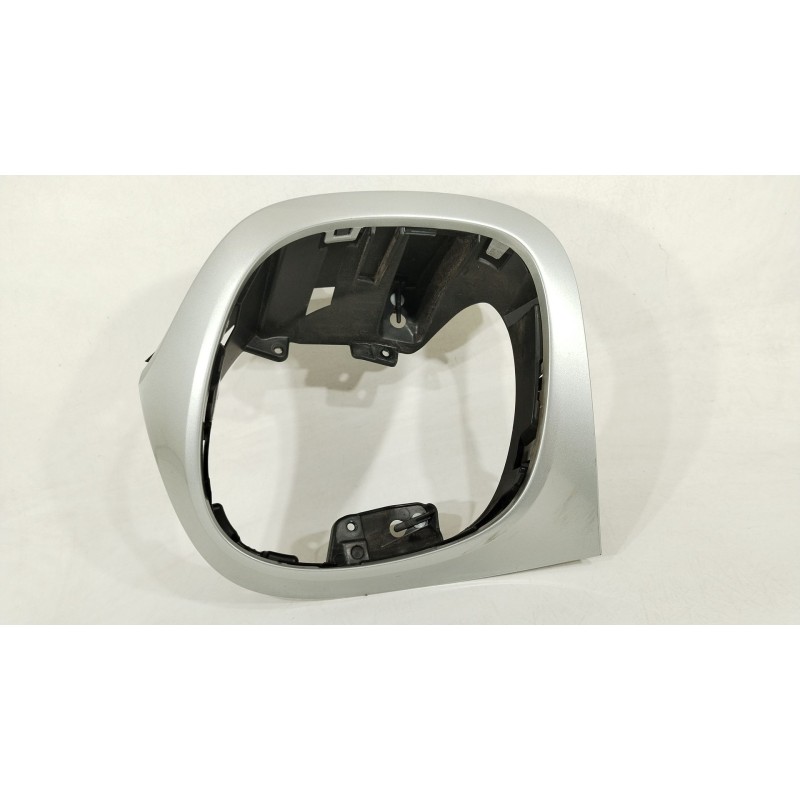 Recambio de moldura para smart forfour hatchback (453) 0.9 (453.044, 453.053) referencia OEM IAM A4538260514  