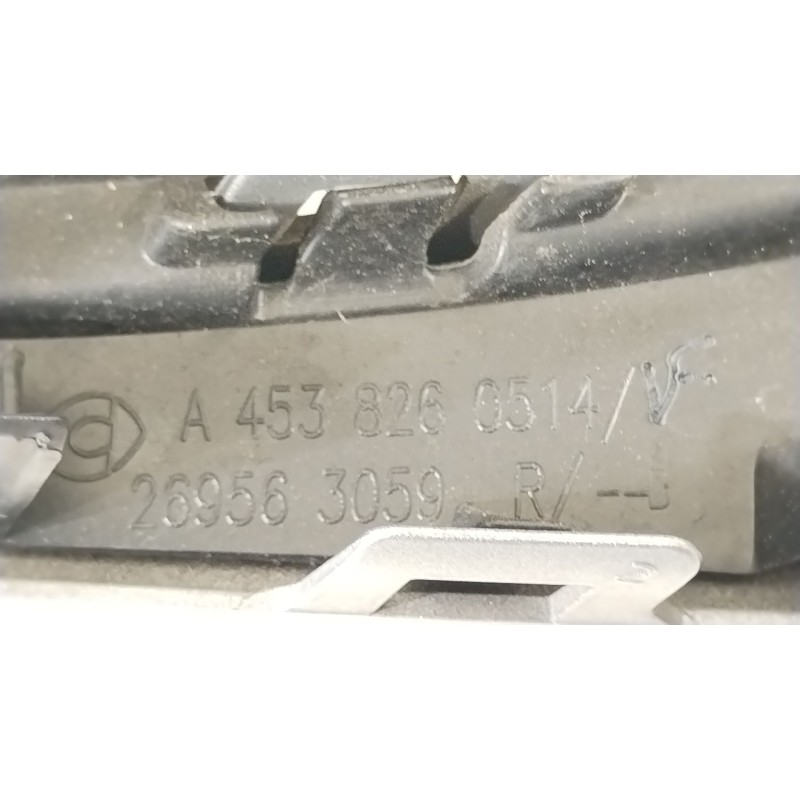 Recambio de moldura para smart forfour hatchback (453) 0.9 (453.044, 453.053) referencia OEM IAM A4538260514  