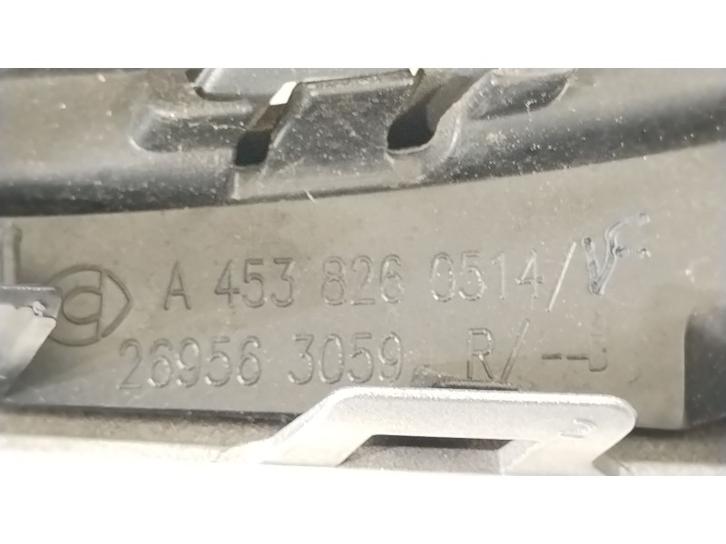 Recambio de moldura para smart forfour hatchback (453) 0.9 (453.044, 453.053) referencia OEM IAM A4538260514  