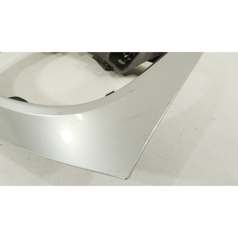 Recambio de moldura para smart forfour hatchback (453) 0.9 (453.044, 453.053) referencia OEM IAM A4538260514  