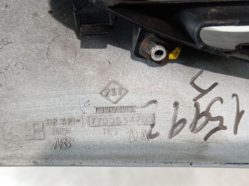 Recambio de rejilla paragolpes izquierda para renault megane i classic (la0/1_) 1.9 tdi referencia OEM IAM 7700834200  