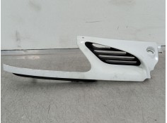 Recambio de rejilla paragolpes derecha para renault megane i classic (la0/1_) 1.9 tdi referencia OEM IAM 7700834201  