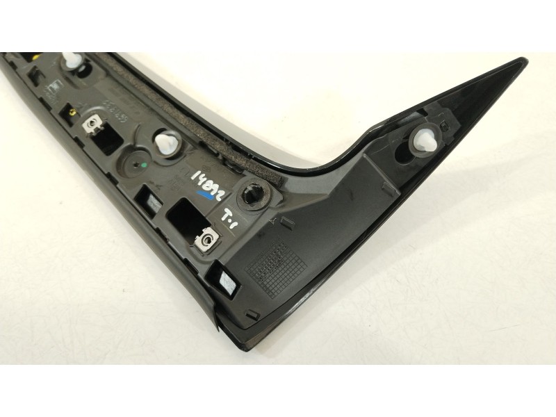 Recambio de moldura para smart forfour hatchback (453) 0.9 (453.044, 453.053) referencia OEM IAM A4537930288  