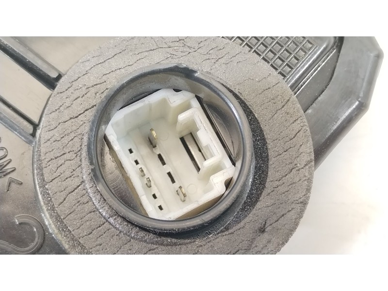 Recambio de cerradura puerta delantera derecha para toyota auris (_e15_) 1.8 hybrid (zwe150_) referencia OEM IAM 6903002231  