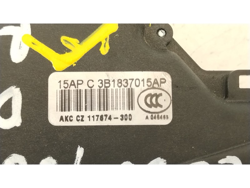 Recambio de cerradura puerta delantera izquierda para seat toledo ii (1m2) 1.6 referencia OEM IAM 3B1837015AP  