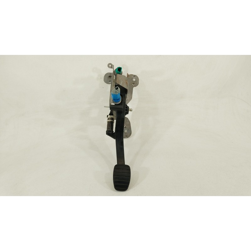 Recambio de pedal embrague para renault megane iii hatchback (bz0/1_, b3_) 1.5 dci referencia OEM IAM 465030037R  