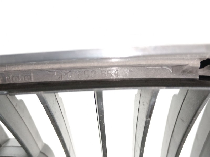 Recambio de rejilla delantera para seat leon (1p1) 1.9 tdi referencia OEM IAM 5P0853654 5P0853679 