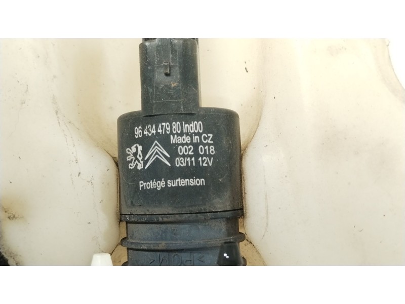 Recambio de deposito limpia para peugeot 5008 (0u_, 0e_) 1.6 hdi referencia OEM IAM 9685005780 9643447980 9688006780