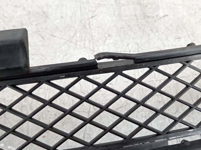 Recambio de rejilla delantera para volkswagen new beetle (9c1, 1c1) 1.6 referencia OEM IAM 1C9807647  